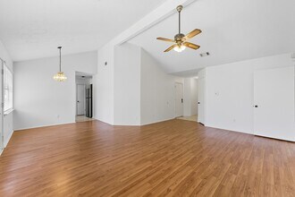19819 Lions Gate Ct in Humble, TX - Building Photo - Building Photo
