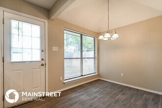 103 Meadow Dr in Crandall, TX - Foto de edificio - Building Photo