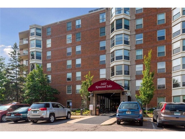 property at 1425 W 28th St