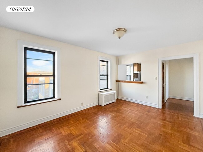 124 Parrott Pl in Brooklyn, NY - Building Photo - Building Photo