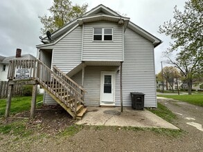 937 S Jackson St in Jackson, MI - Building Photo - Building Photo