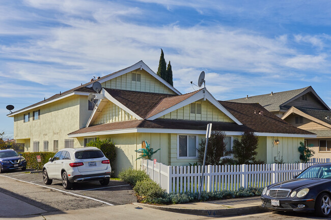 3902 W 178th St in Torrance, CA - Building Photo - Building Photo