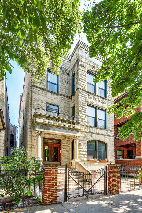 3649 N Sheffield Ave in Chicago, IL - Building Photo