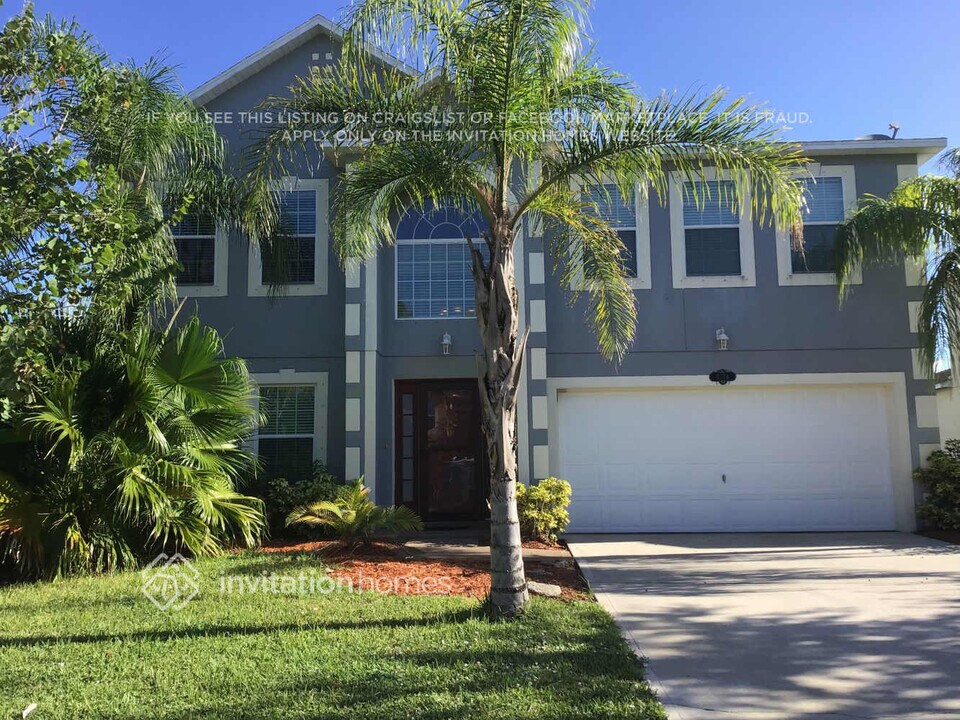 3174 Burdock Ave in Melbourne, FL - Building Photo