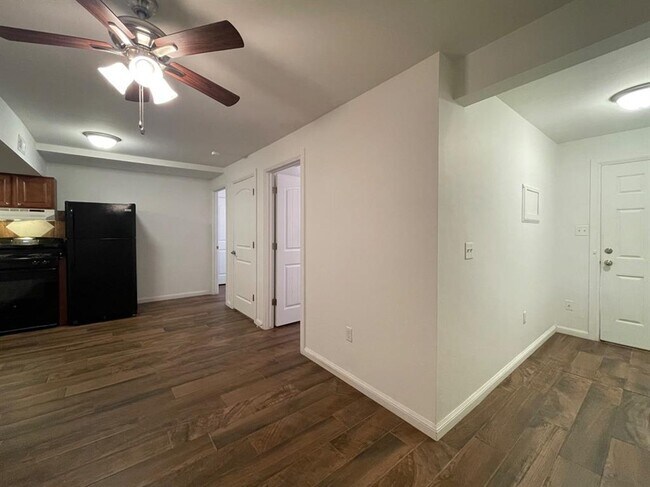 319 E Edwards St in Edmond, OK - Building Photo - Building Photo