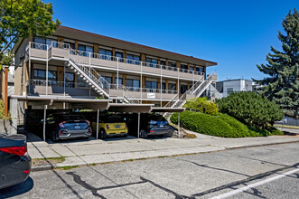 Sunnyside Apartments in Seattle, WA - Building Photo - Building Photo