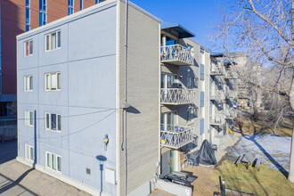 101 25th Ave SW in Calgary, AB - Building Photo - Building Photo