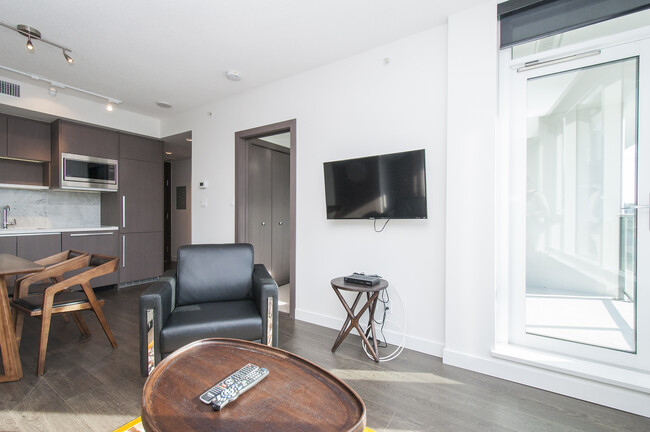 property at 68 Smithe St