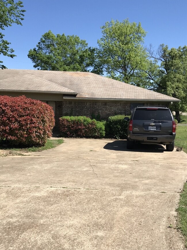 property at 1452 26th St NE