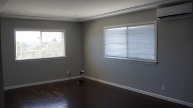 2639 Fairfax Ave, Unit 1 in Culver City, CA - Foto de edificio - Building Photo