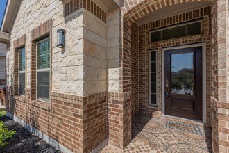 8603 Pinto Cyn in San Antonio, TX - Building Photo - Building Photo