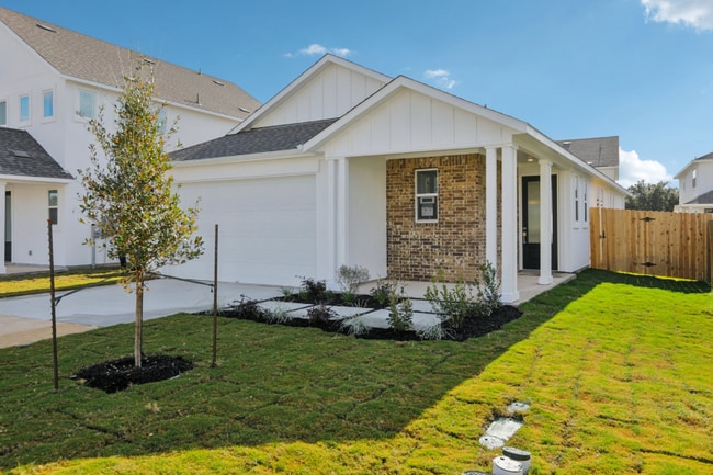 1004 Yaupon Holly Dr in Georgetown, TX - Building Photo - Building Photo