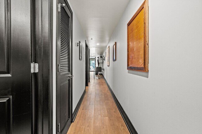 2713 Ontario Rd NW in Washington, DC - Building Photo - Building Photo