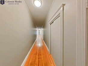 330 St Paul St in Brookline, MA - Foto de edificio - Building Photo