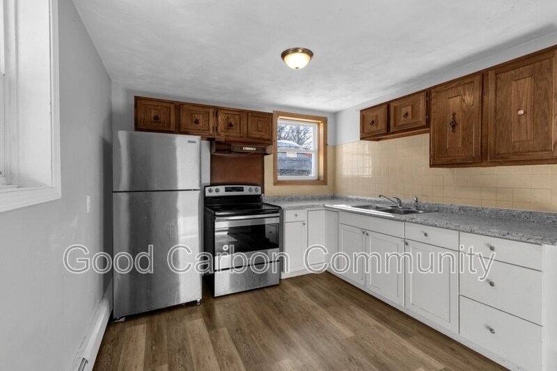 1190 Orchard Park Rd in Buffalo, NY - Building Photo