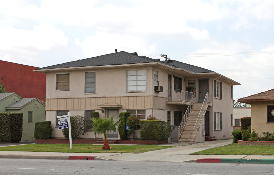 1033 Garfield Ave in Alhambra, CA - Building Photo