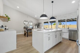 13072 Trigger St in San Diego, CA - Building Photo - Building Photo