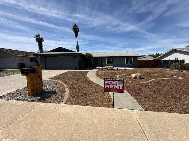 property at 609 S Acacia Dr