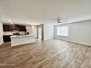 421 High Ridge Ct in Sneads Ferry, NC - Building Photo - Building Photo