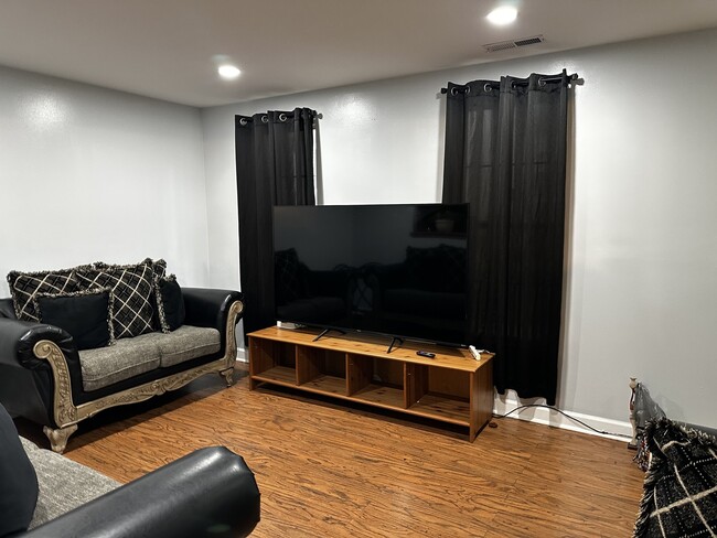 811 Symphony Dr in Aurora, IL - Building Photo - Building Photo