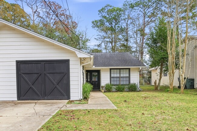 3235 Mound Dr