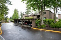 4030 W Lake Sammamish Pky NE in Redmond, WA - Foto de edificio - Building Photo