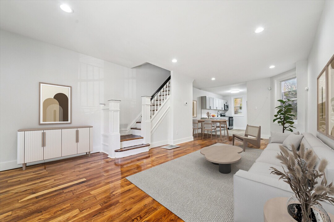 45 N Felton St in Philadelphia, PA - Building Photo