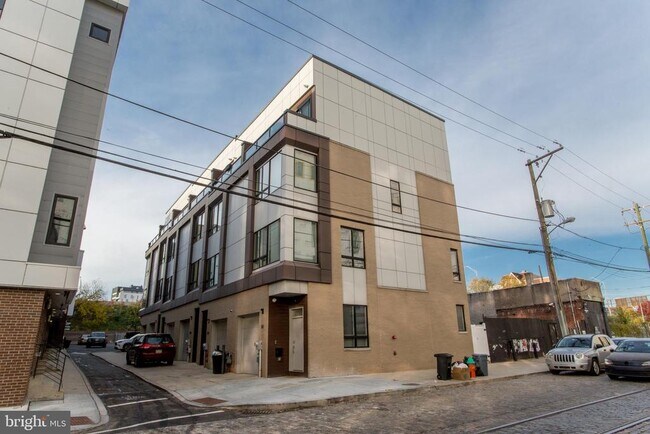 107 Olive St in Philadelphia, PA - Building Photo - Building Photo