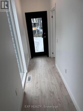 180-180 Clonmore Dr in Toronto, ON - Building Photo - Building Photo