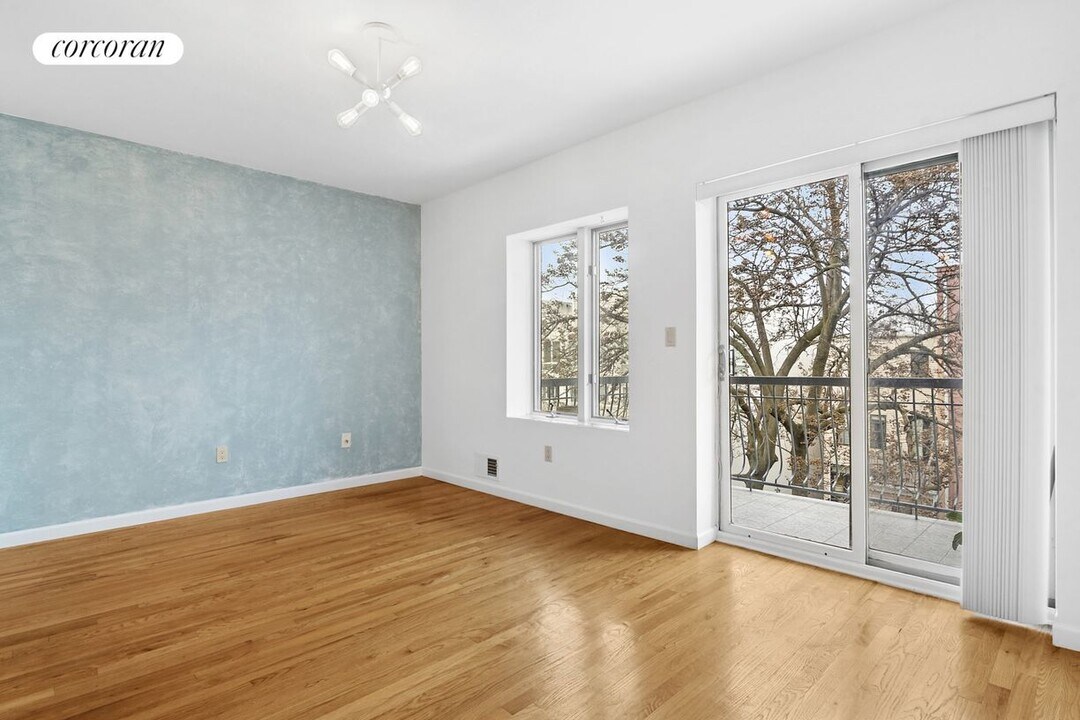 321 23rd St in Brooklyn, NY - Building Photo