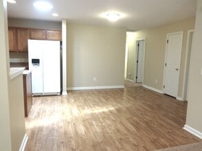 357 Briarbend Rd in Goose Creek, SC - Building Photo - Building Photo