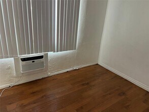 6949 Byron Ave in Miami Beach, FL - Building Photo - Building Photo