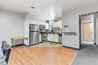1428 Cecil B Moore Ave, Unit Apartment #2 in Philadelphia, PA - Building Photo - Building Photo