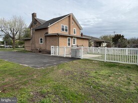 1036 S Spring Rd in Vineland, NJ - Building Photo