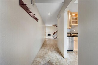 2063 Whitehall Pl in Alameda, CA - Building Photo - Building Photo