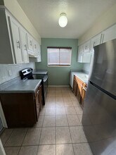 6900 Escondido Dr, Unit Apt A in El Paso, TX - Building Photo - Building Photo