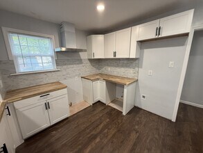 1031 N Belvedere Blvd in Memphis, TN - Building Photo - Building Photo