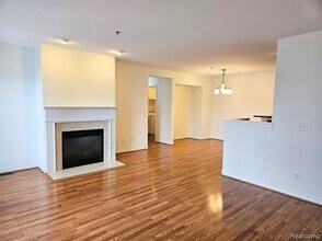 264 Village Way S in Canton Township, MI - Building Photo - Building Photo