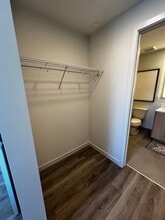 41 NW 32nd St, Unit B1 in Miami, FL - Building Photo - Building Photo