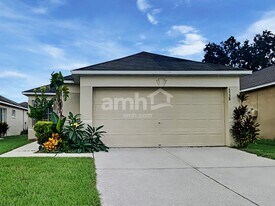 4338 Country Hills Blvd in Plant City, FL - Building Photo