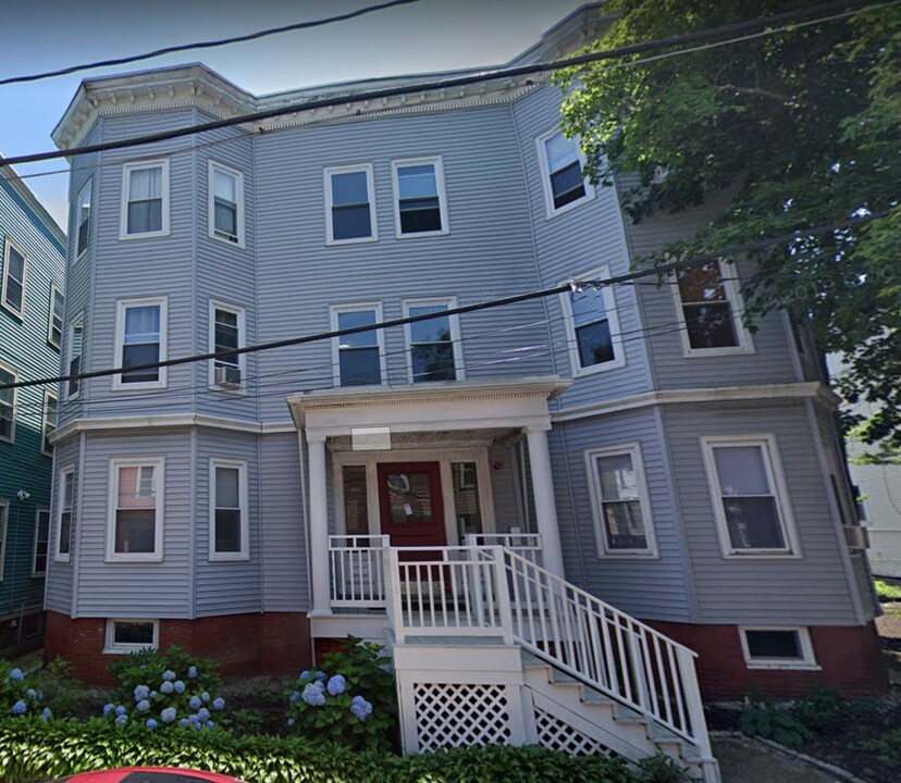 42 Calvin St, Unit 1L in Somerville, MA - Building Photo