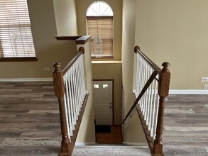 16 Tyler Ct in Streamwood, IL - Building Photo - Building Photo