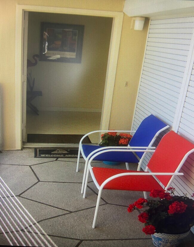 property at 7300 Sun Island Dr S