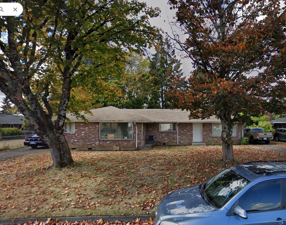 514 N Morrison Rd in Vancouver, WA - Building Photo