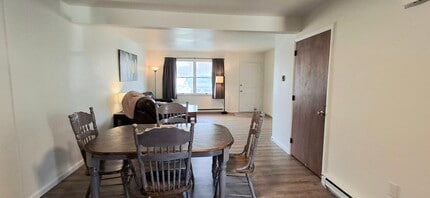 307 N Cherry Alley in Elizabethtown, PA - Building Photo - Building Photo