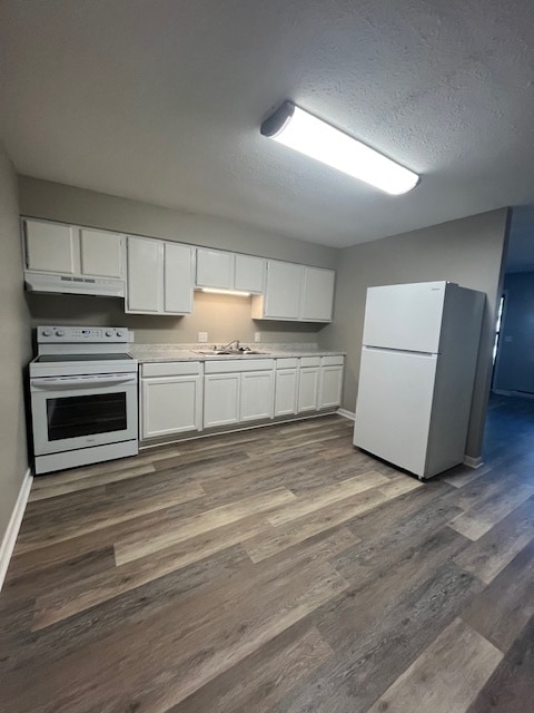 Riverbend Apartments in Parkersburg, WV - Building Photo - Building Photo