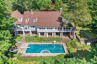 220 Croton Ave in Mt Kisco, NY - Building Photo - Building Photo