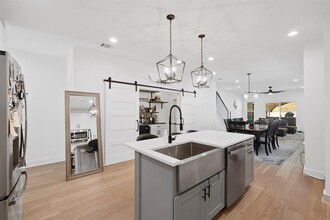 1409 Greenwood Ave in Austin, TX - Building Photo - Building Photo
