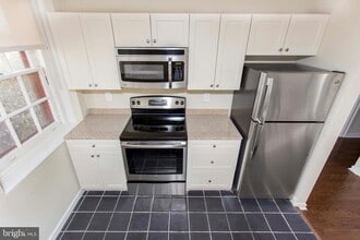 532 Spruce St in Philadelphia, PA - Building Photo - Building Photo