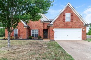 3714 Harvest Tree Cove in Southaven, MS - Building Photo